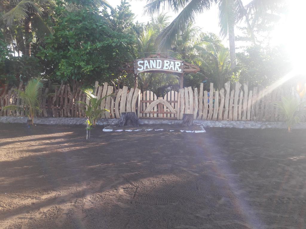 Sand Bar Beach Resort Nasugbu Exterior foto